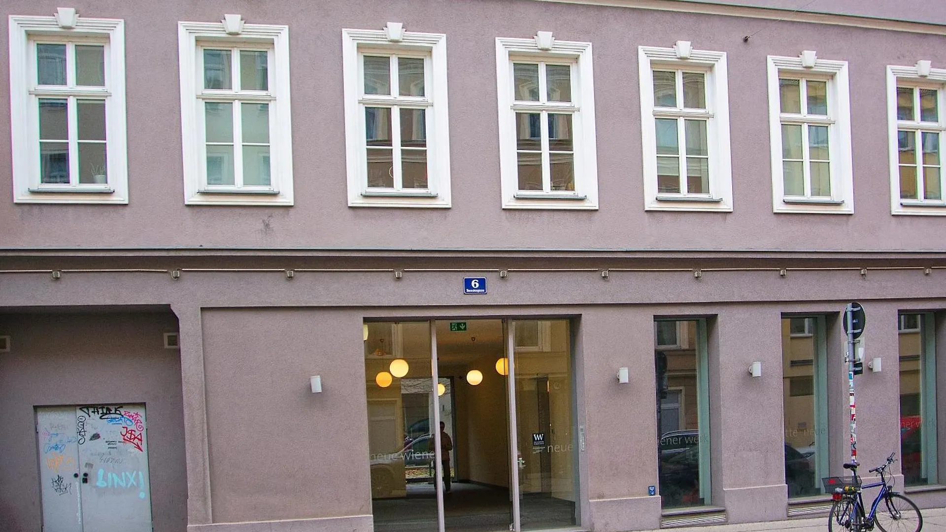 וינה Pink Lotus Apartment אוסטריה